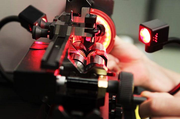 pomBasicMicro inspection of micro tools detail ZOLLER